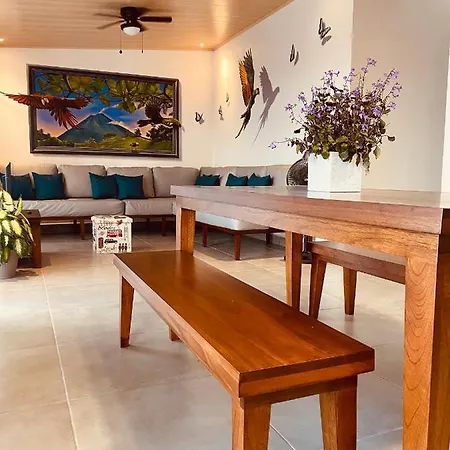 Casa Macaw Apartment
